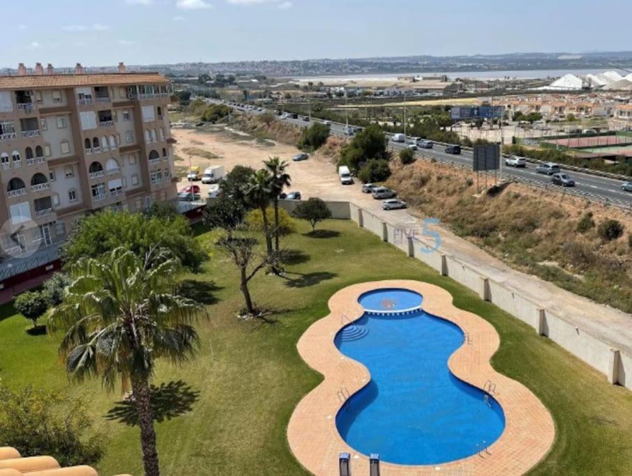 Nice And Central Apartment Torrevieja Extérieur photo