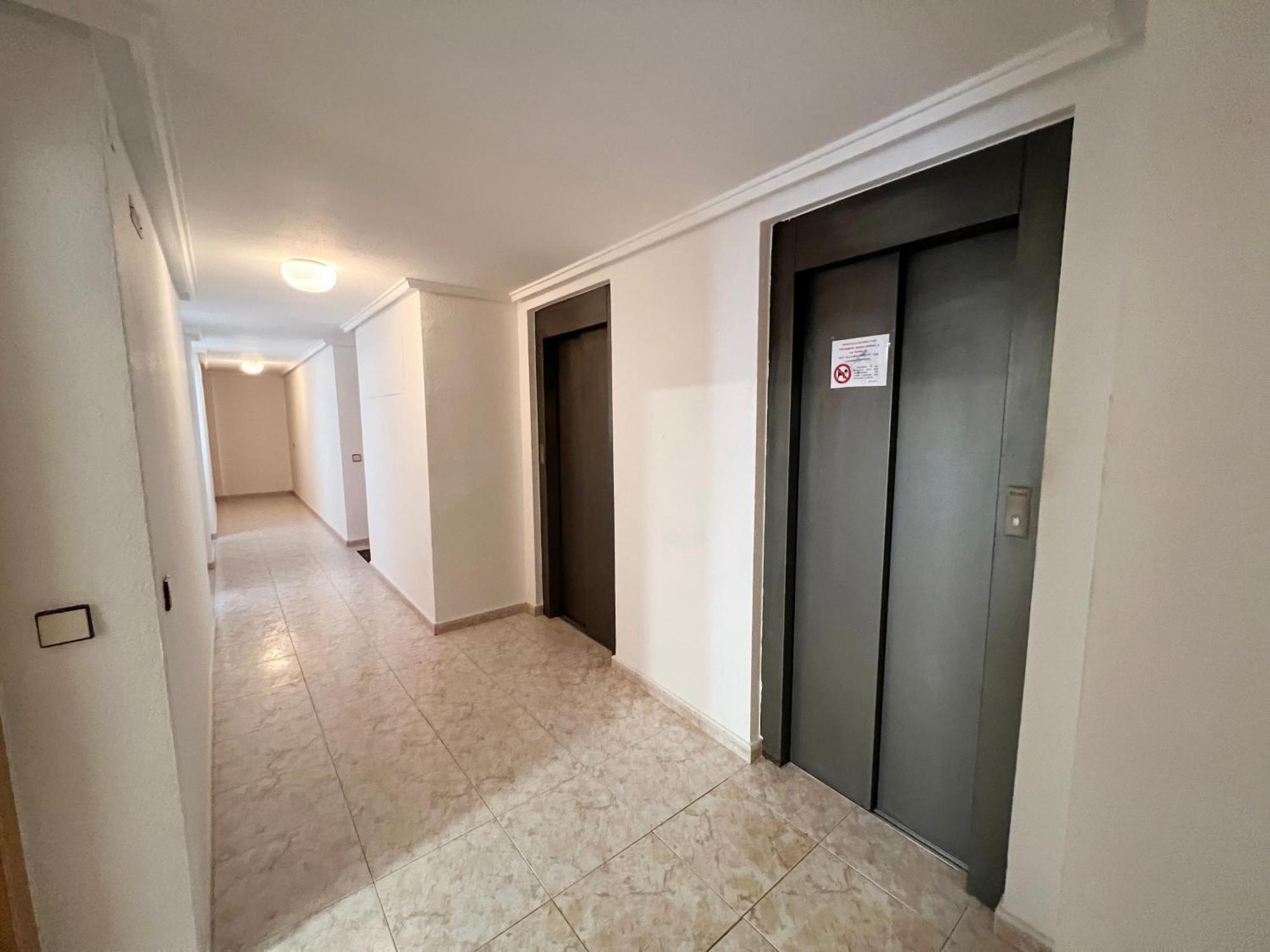 Nice And Central Apartment Torrevieja Extérieur photo